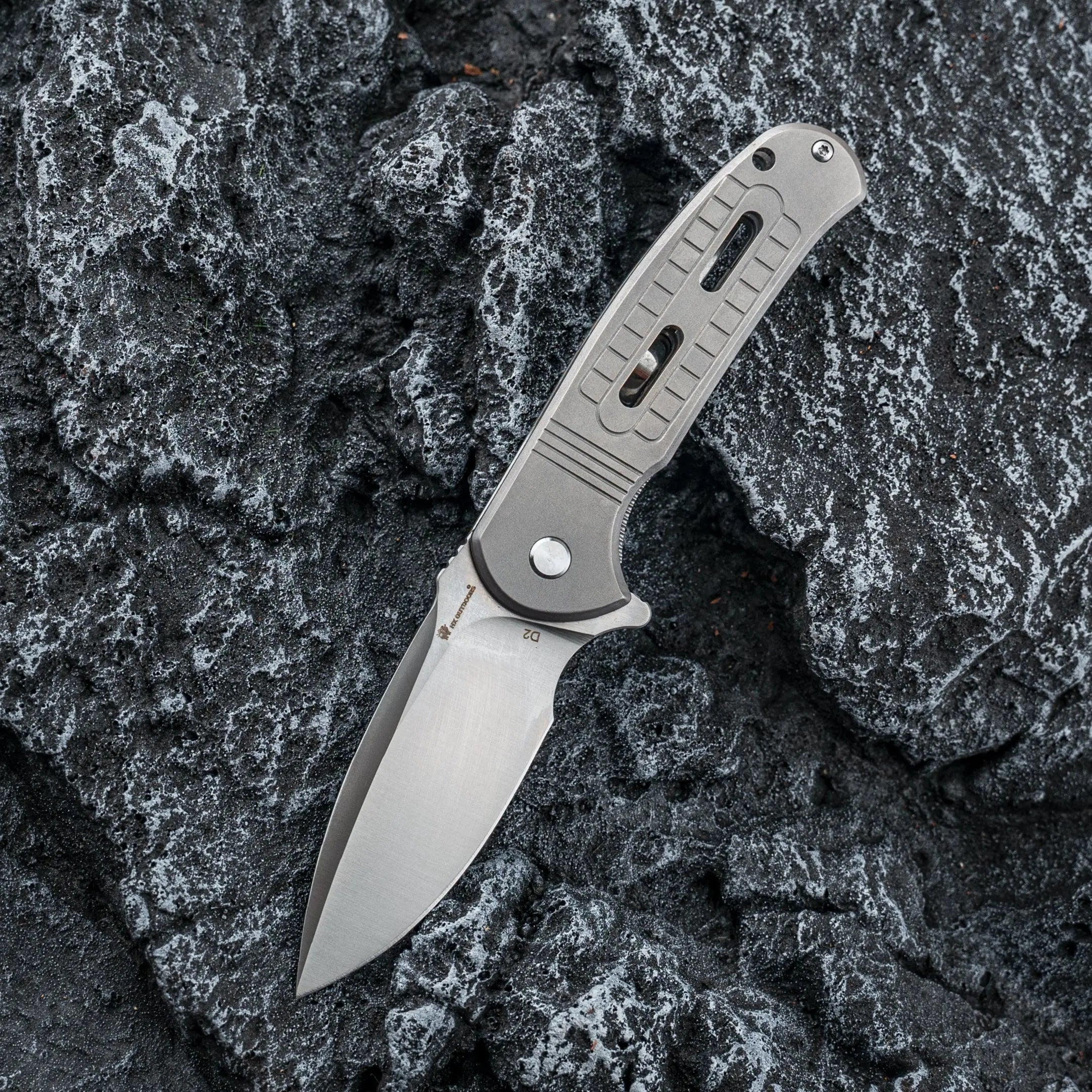 Pocket Knife HX OUTDOORS ROCK SAPPHIRE 2.4" D2 TITANIUM Drop Point Pocket Knife Camping Outdoor ZD-113S from HX OUTDOORS