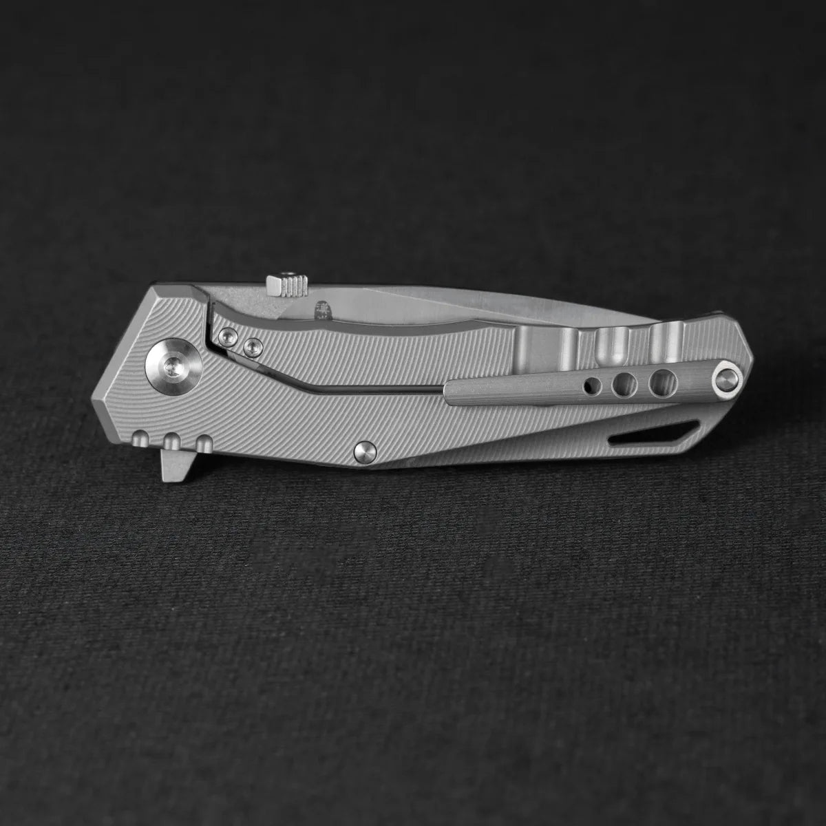 COBRA Pocket Knife | Frame Lock | 2.76" VG10 Blade | Carbon Fiber & Titanium Alloy Handle | HX OUTDOORS ZD-005