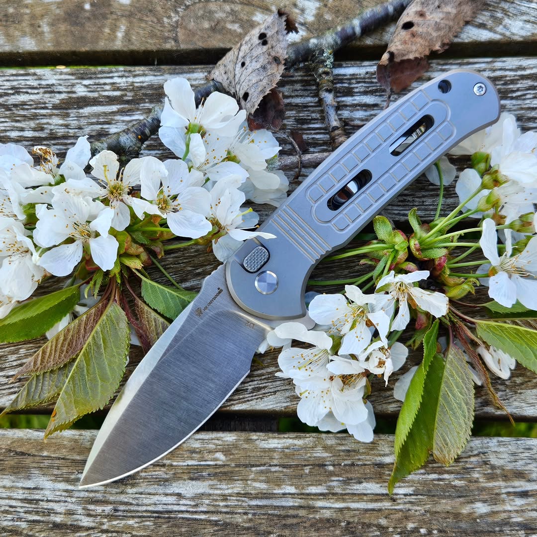 Why You Should Carry an EDC Knife: The Everyday Carry Guide