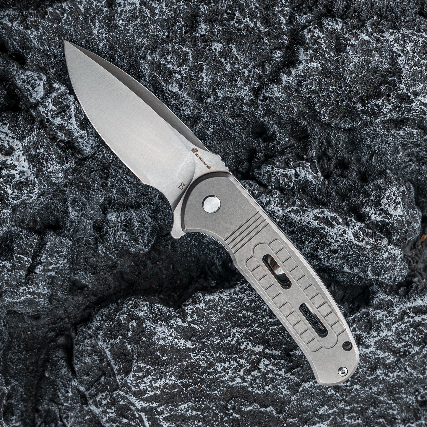 Pocket Knife HX OUTDOORS  ROCK SAPPHIRE 2.4" D2 TITANIUM BUTTON LOCK Drop Point Folding Knife Camping Outdoor ZD-114S from HX OUTDOORS