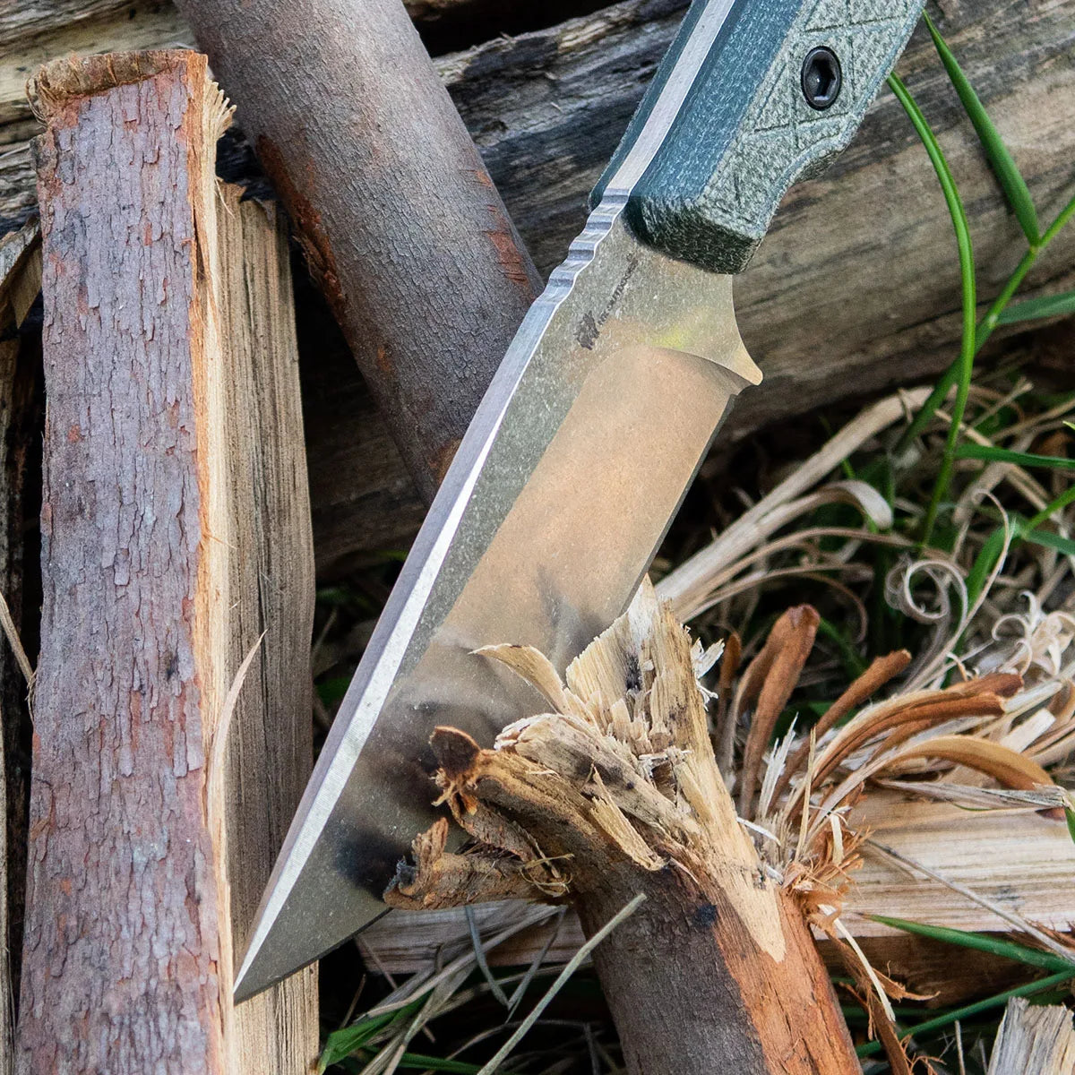 MAVERICK Fixed Blade | 2.95" Stone Wash 14C28N Blade | Green Micarta Handle | HX OUTDOORS D-354A