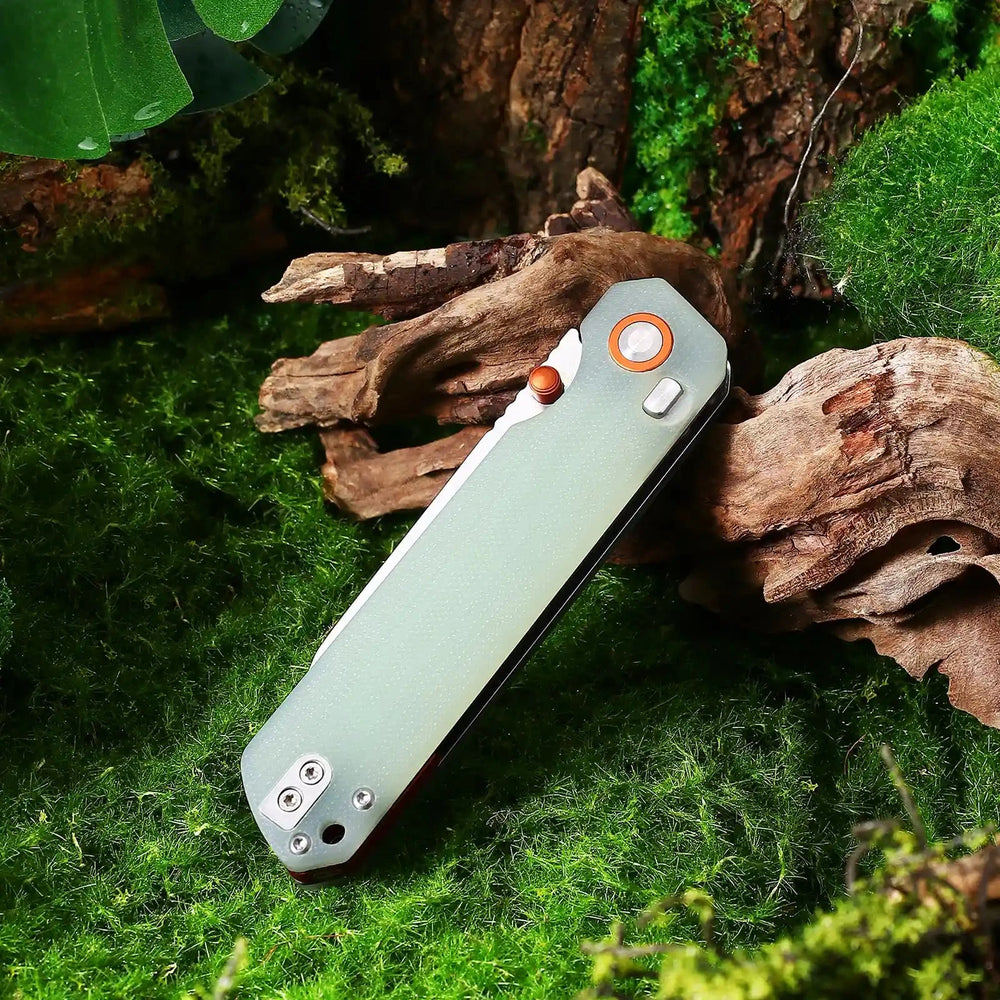 
                  
                    HX OUTDOORS HYLA Pocket Knife
                  
                