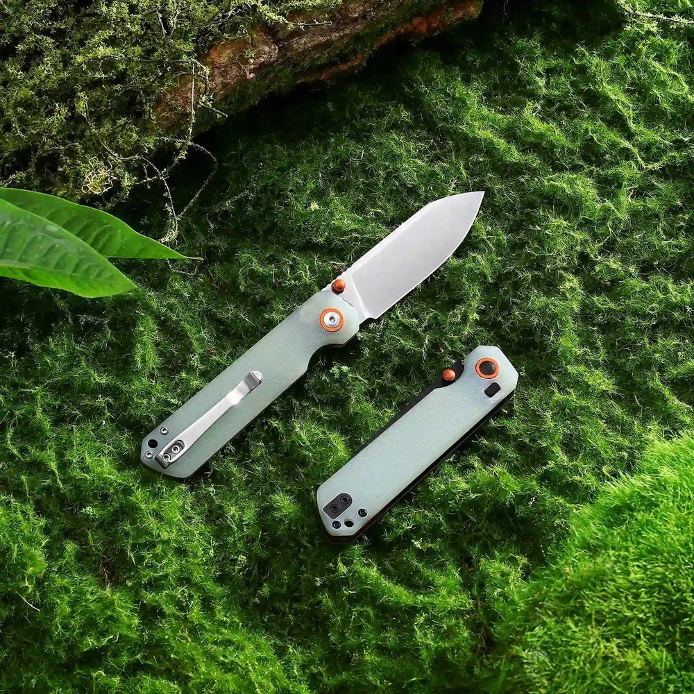 
                  
                    HX OUTDOORS HYLA Pocket Knife
                  
                